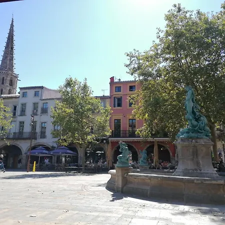 منزل للإقامة Proche Carcassone Avec Salle De Bain Et Wc Privee Piscine Salon Et Kitchenette Partages Avec Voyageurs Cepie